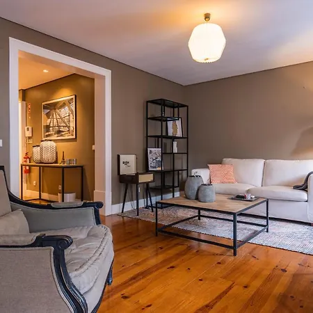Charming & Cosy Апартаменты *